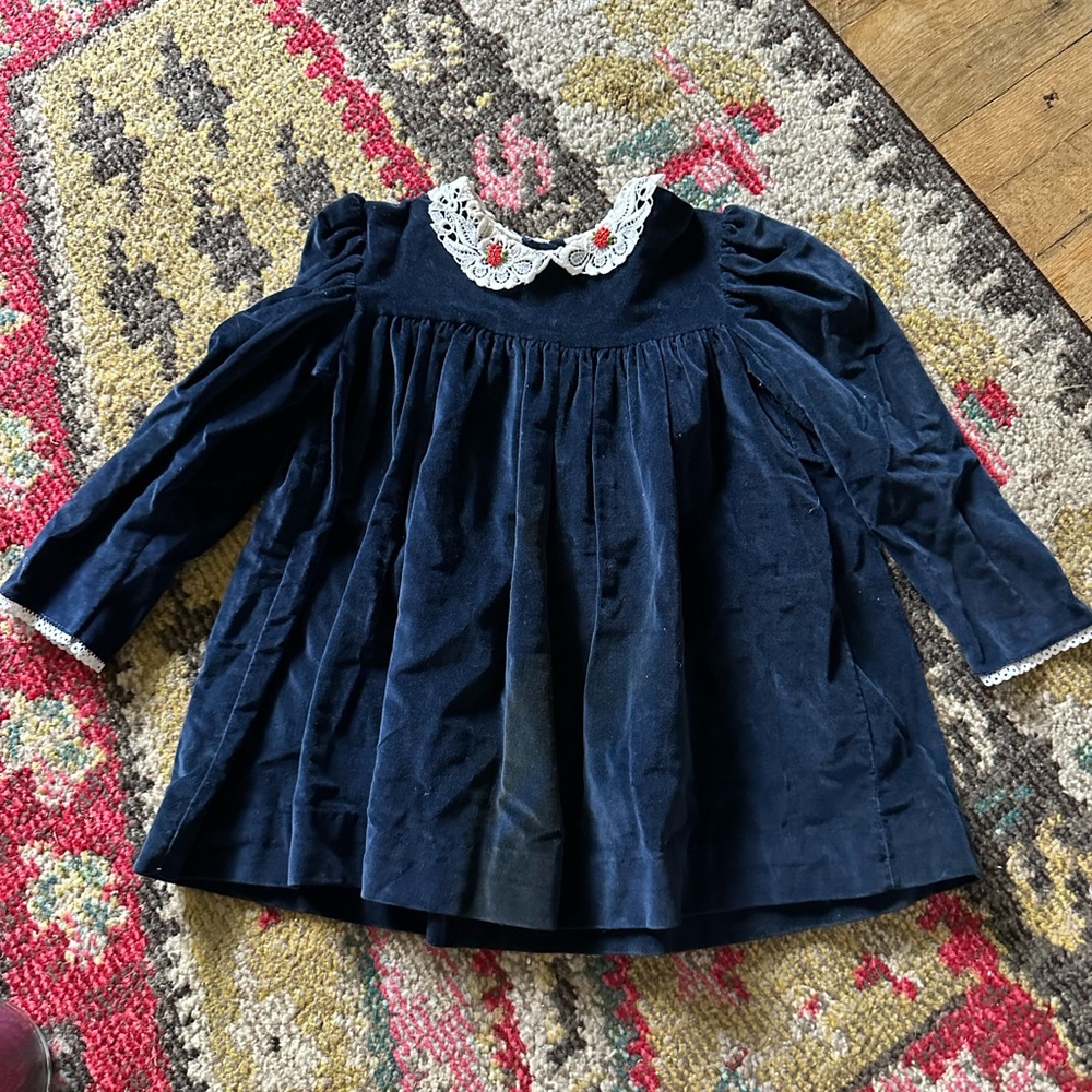 Vintage velvet baby dress🎄